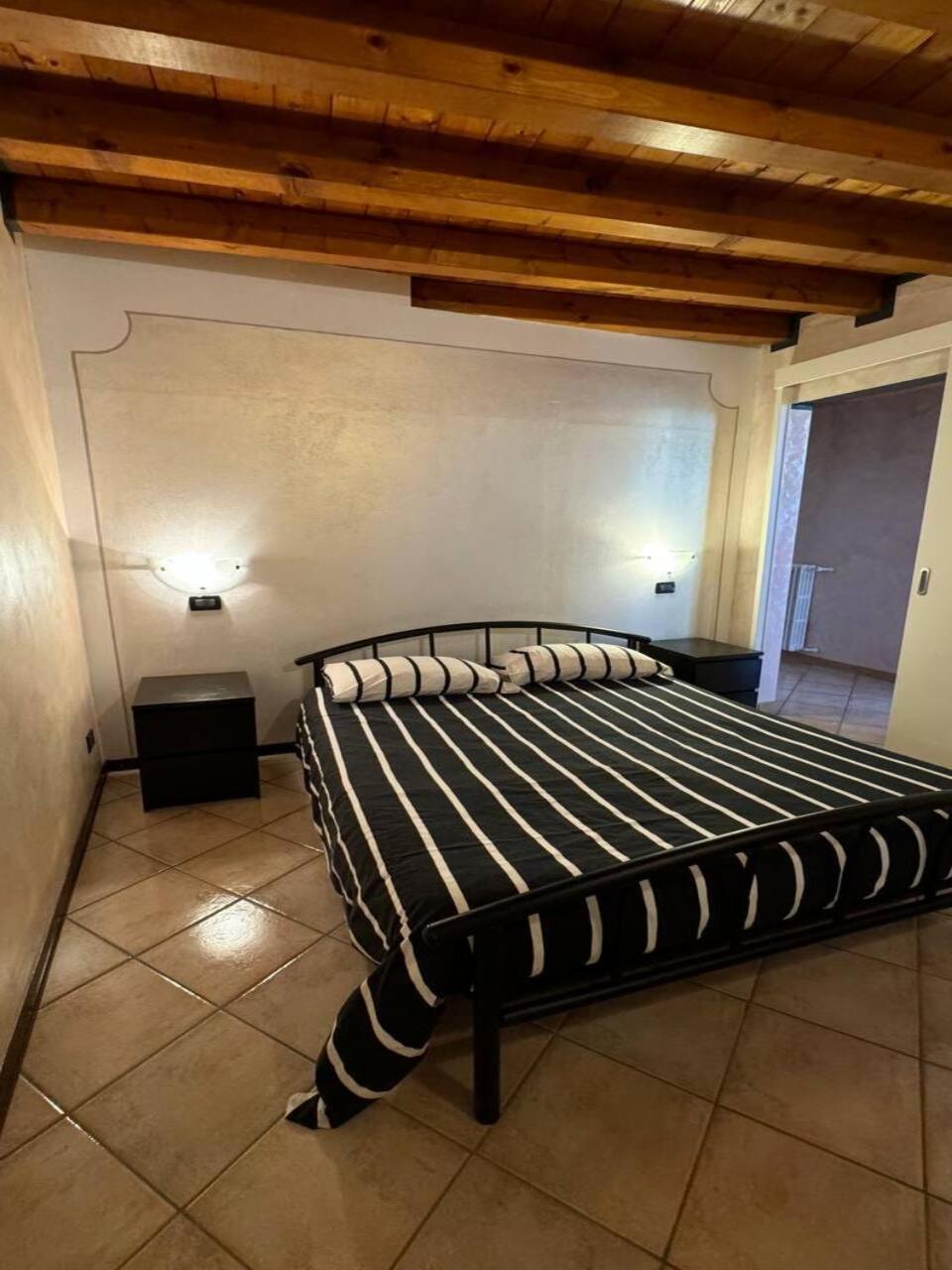 B&B Al Vec Licinsi' Moniga del Garda Luaran gambar